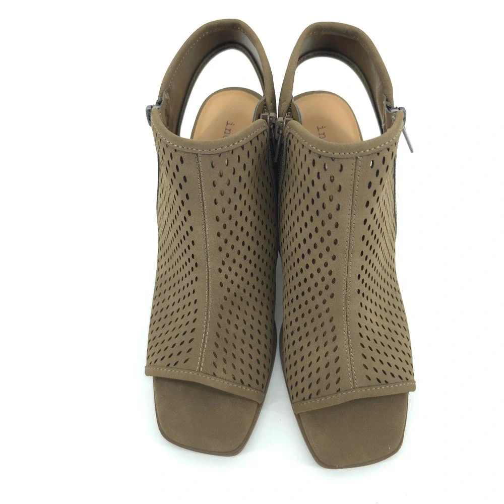 indigo rd. Womens ZENEVA Bootie Taupe Size 8M Perforated Block Heel